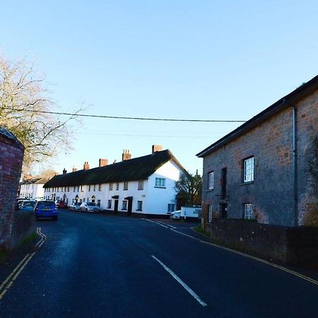 Thatched Cottage, Beautiful Village Near The Sea Otterton Extérieur photo