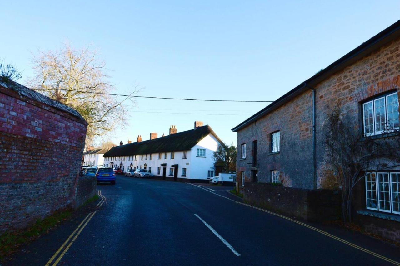 Thatched Cottage, Beautiful Village Near The Sea Otterton Extérieur photo